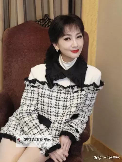 赵雅芝看不出已经67岁了，优雅依旧令人惊叹图1