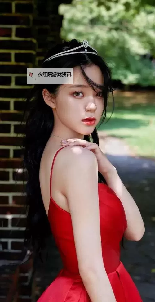 情趣国产美女娜娜:优雅与魅力的完美结合图1