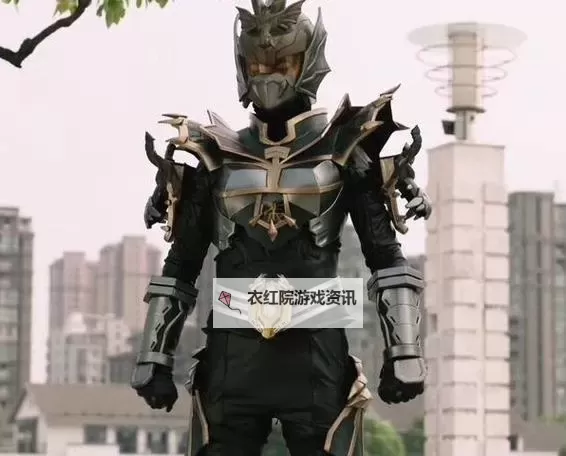 后期无敌的英雄：逆袭成神的终极传奇图1