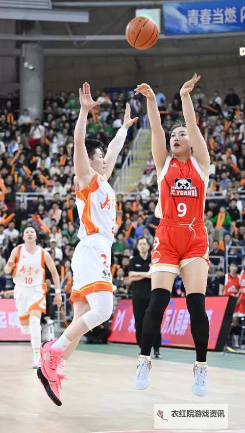 精彩不断！美国大学女子篮球比赛直播全场直击图2