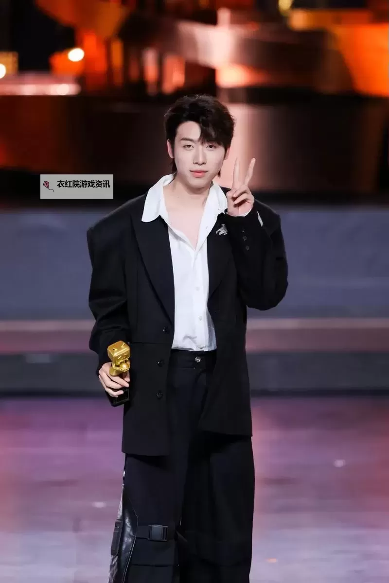 中国2人chineseboy帅哥们：帅气男孩的青春风采图1