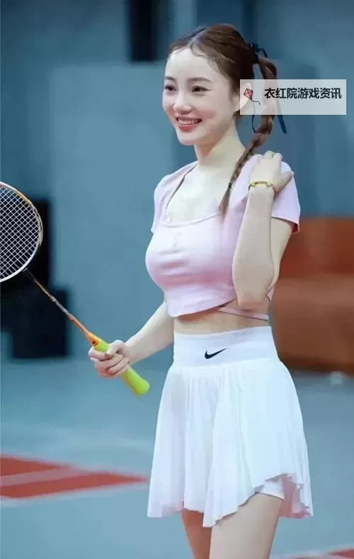 院长玩新婚护士长李小璐：甜蜜的职场爱情故事图1