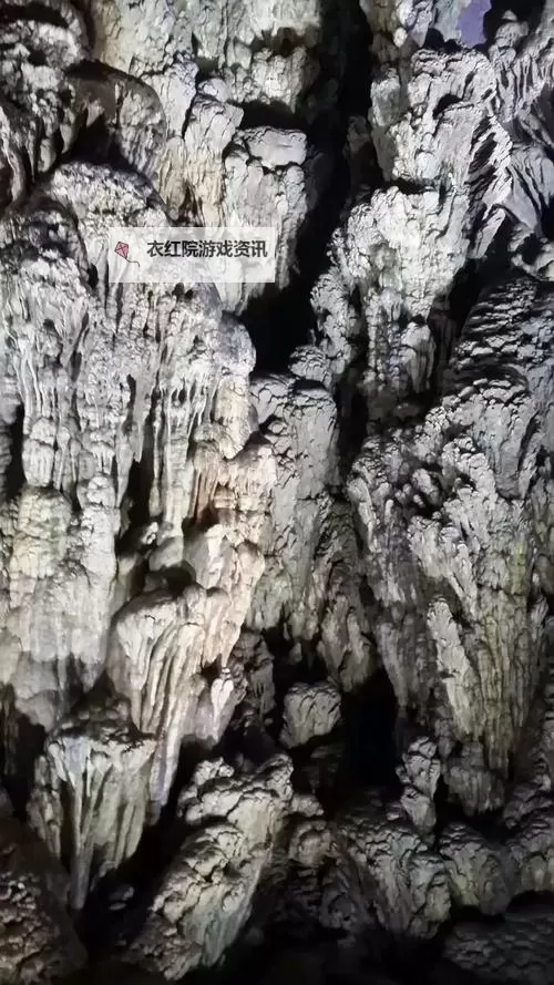 岳的肥洞越紧越深：探秘山岳间的神秘奇观图1