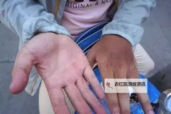 在人多的地方被C：意外惊喜还是尴尬遭遇？图1