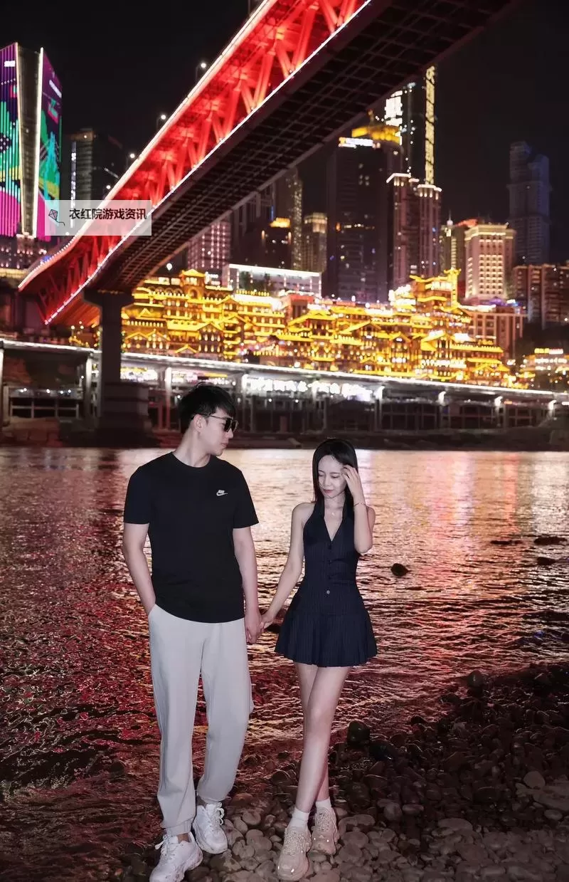 发现属于你们的浪漫：最美情侣在线视频精选推荐图1