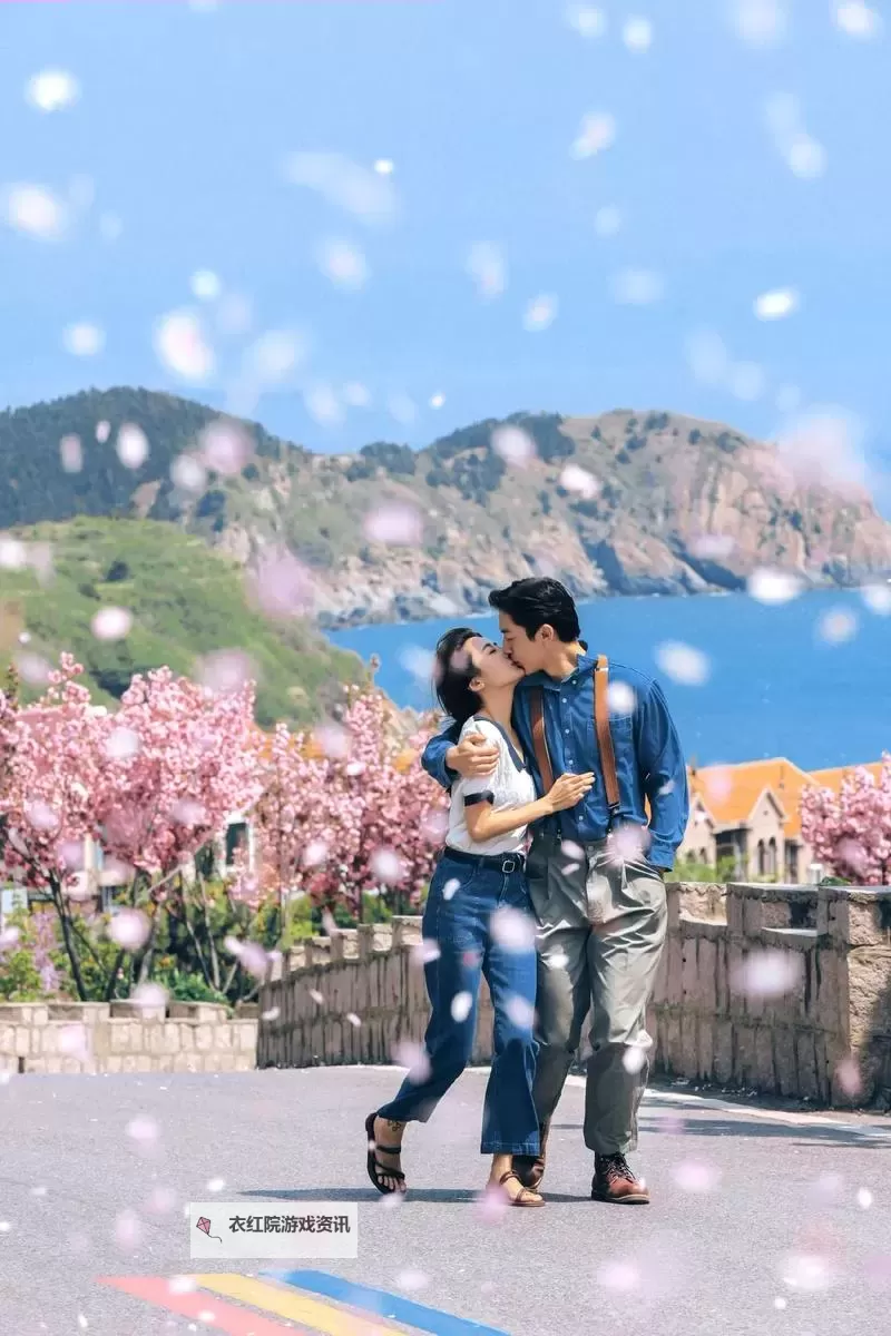 【最新推荐】最美的情侣视频播放,感动心弦的甜蜜瞬间集锦图1