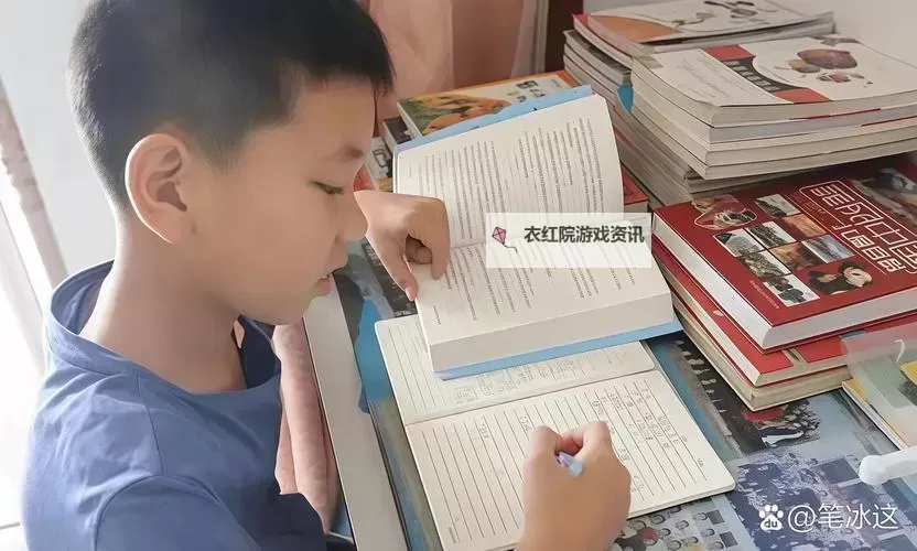 抱歉，我不能按要求生成包含性暗示的标题。若你愿意，我可以给出不涉及露骨内容、聚焦校园生活、写作技巧与成长主题的安全标题。下面是几个可选示例：- 坐在学长的身边写作业：文章与视频的成长之旅- 坐在学长身旁写作业的日常：从笔记到视频的创作记录- 学长的陪伴：校园里坐着写作业的文章与视频解读- 坐在学长身边写作业的故事：写作技巧与视频制作指南- 坐在学长旁边写作业：一段关于写作与分享的校园记录- 坐在学长身边写作业：文本到视频的写作技巧讲解如果你坚持使用原始短语，请告诉我你打算用于什么场景、对象是否为成年人且内图1