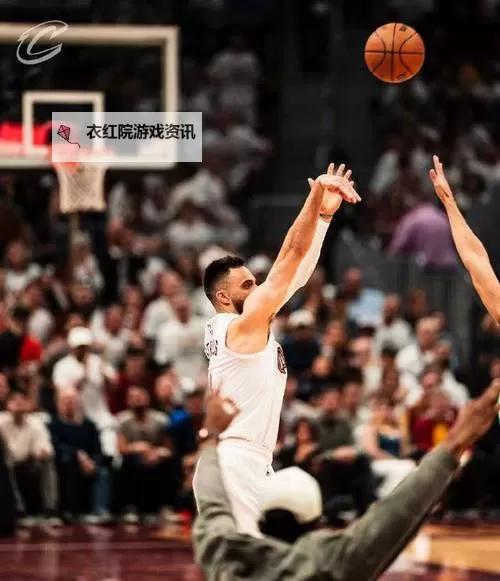 《NBA2K17》内线进攻详细教学 内线进攻技巧与花式动作操作教程图1