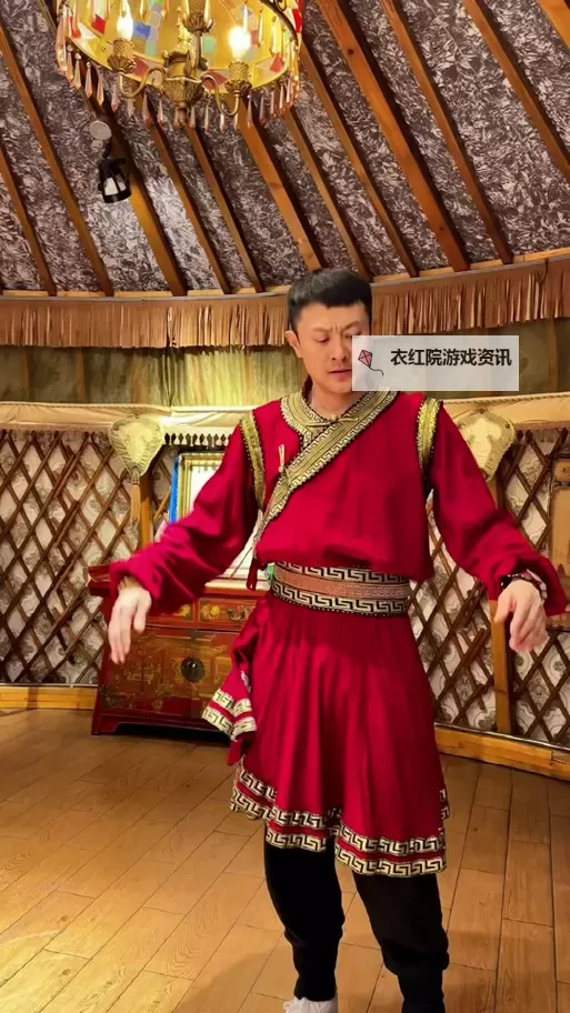 硬小天与浪小辉夫夫大战：星际风暴中的宿命对决图1